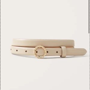 NWT skinny leather belt
